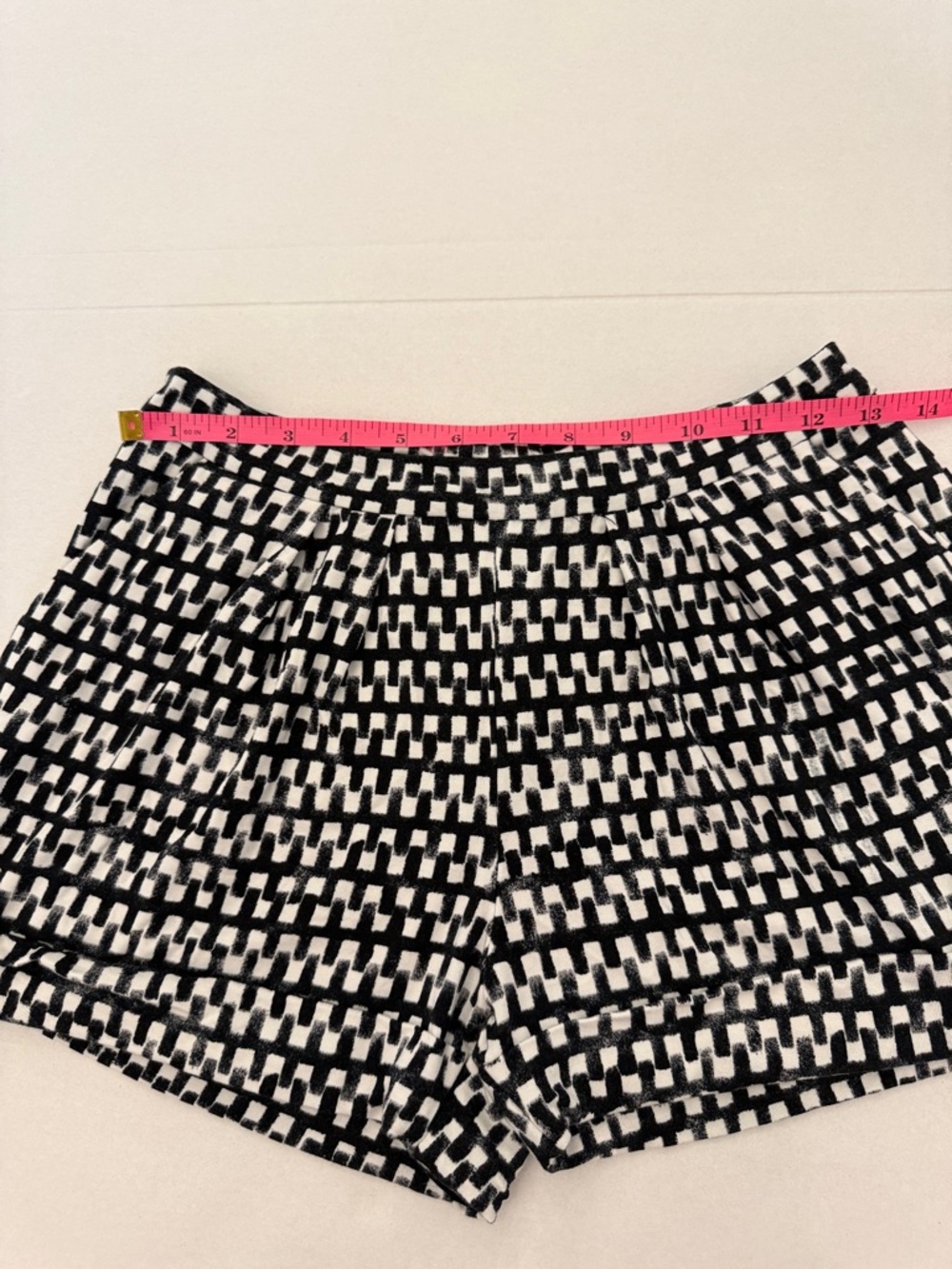 Tart Black and White  Woven-Pattern Shorts - Picture 3 of 9